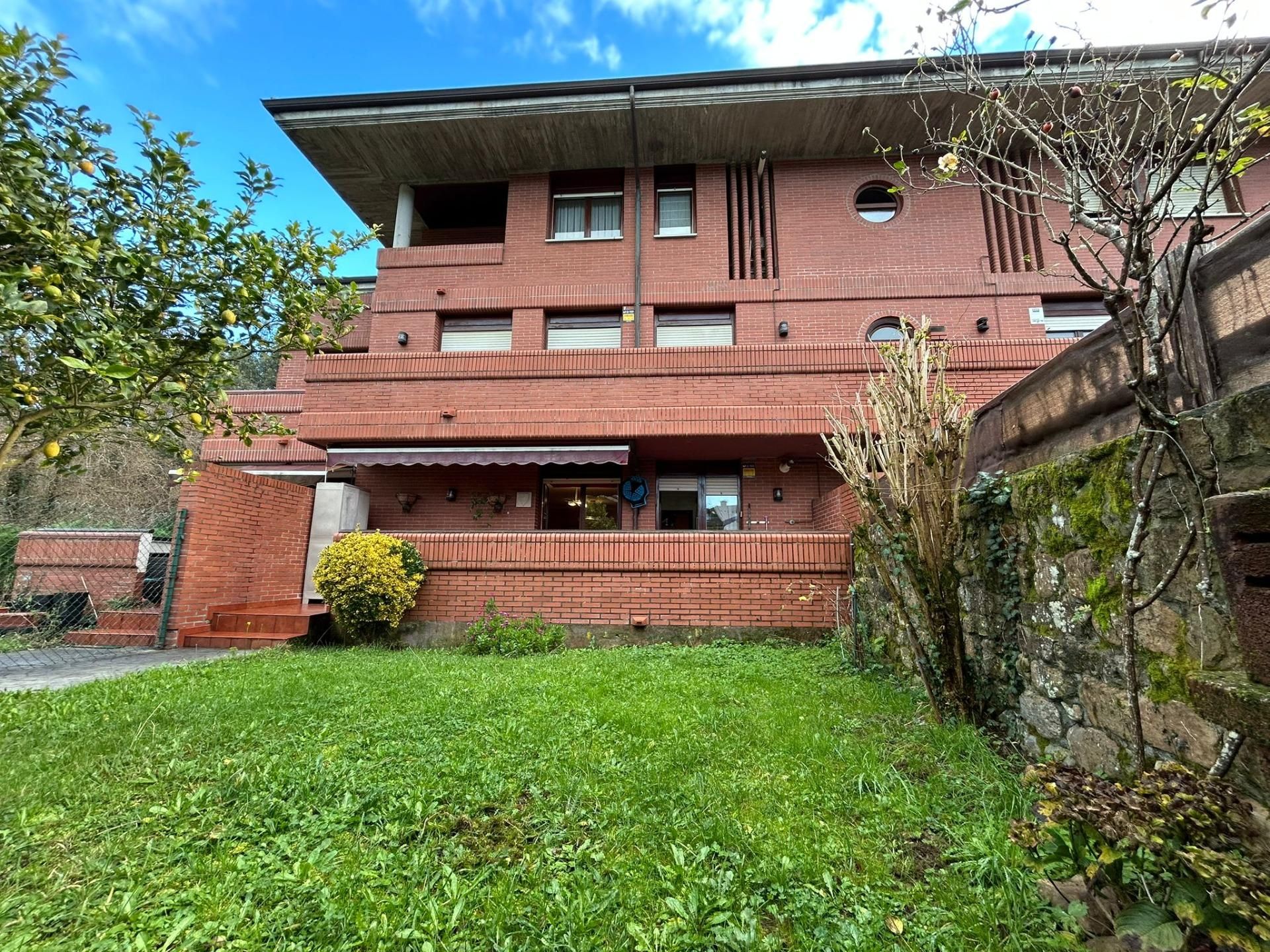 Exterior view of Planta baja for sale in Guriezo  with Heating, Private garden and Terrace