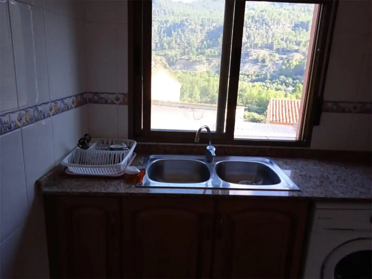 Cuina de Casa adosada en venda en Cirat amb Traster, Moblat i Balcó