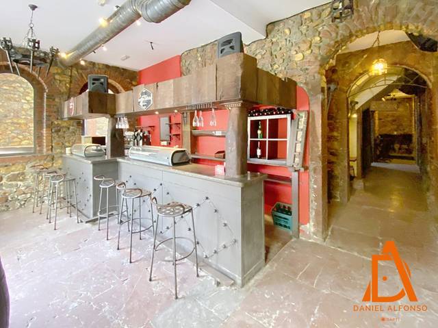 Local comercial en Alquiler en Grado