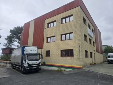 Nau industrial de lloguer a El Campillo Auzoa 42