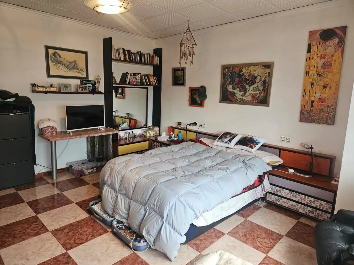 Bedroom of Flat for sale in Ador  with Air Conditioner, Storage room and Oven