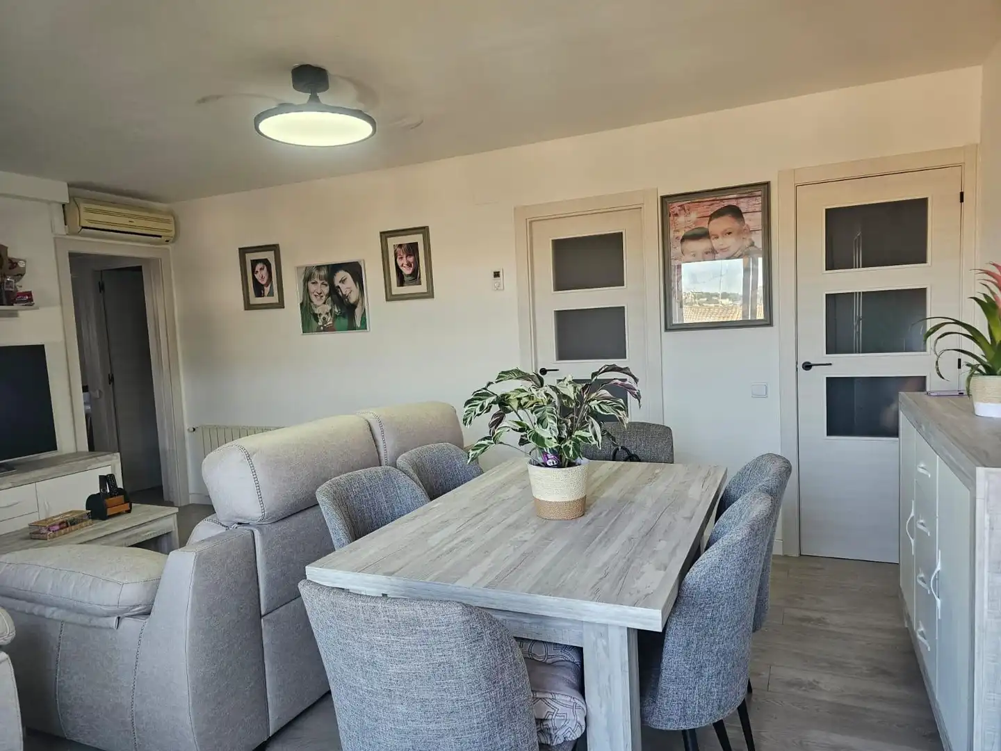 Comedor de Piso en venta en Esparreguera con Aire acondicionado, Calefacción y Parquet
