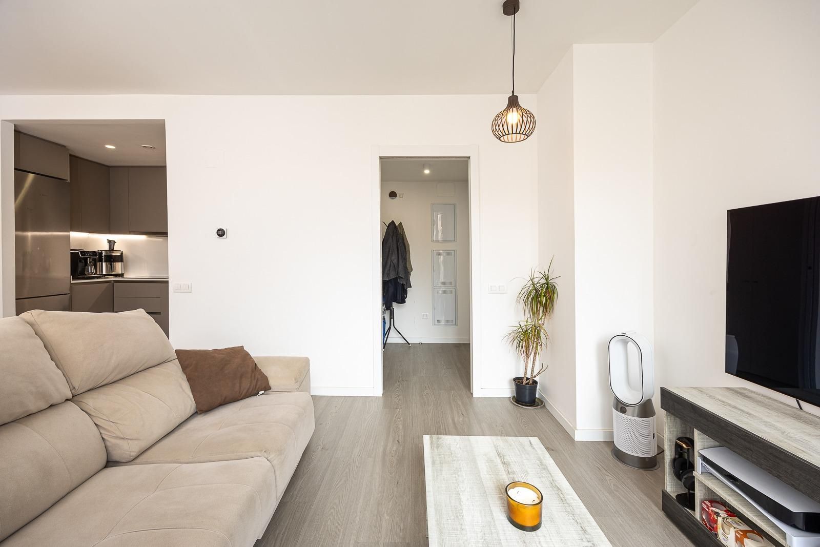 Living room of Flat for sale in Badalona  with Air Conditioner, Heating and Private garden