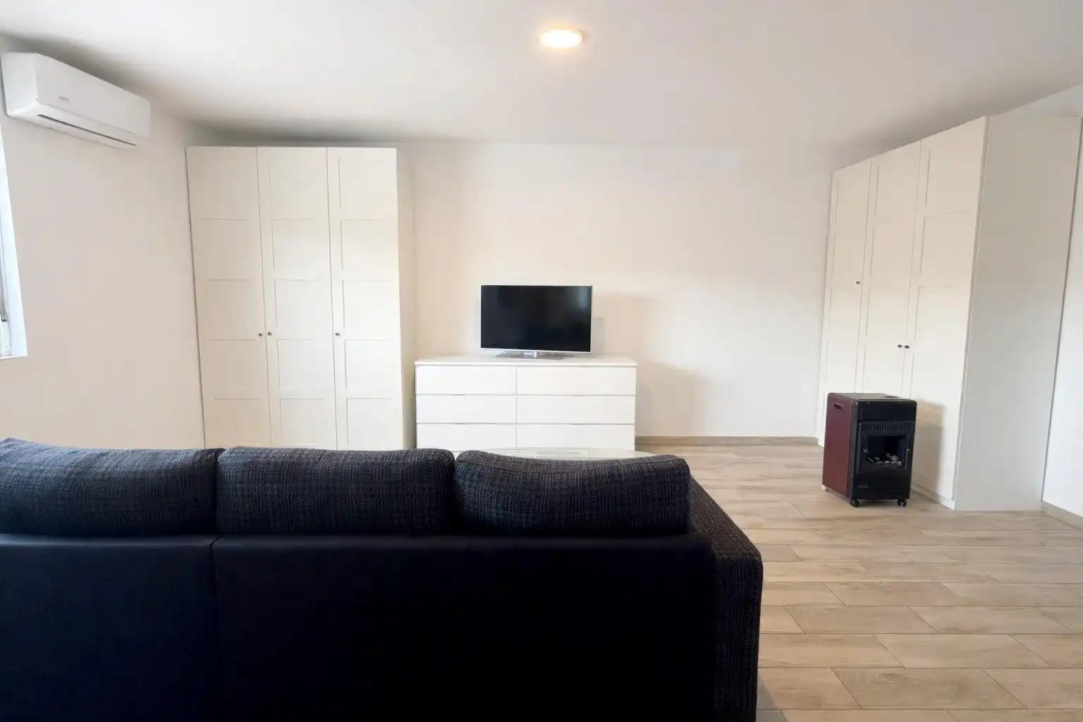Wohnzimmer von Fabrikhallen zum Verkauf in Sagunto / Sagunt