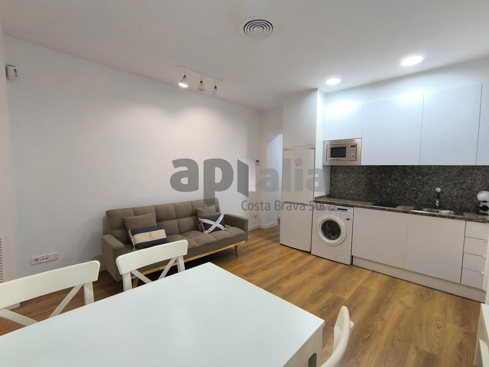 Kitchen of Apartment for sale in Lloret de Mar  with Air Conditioner, Heating and Parquet flooring