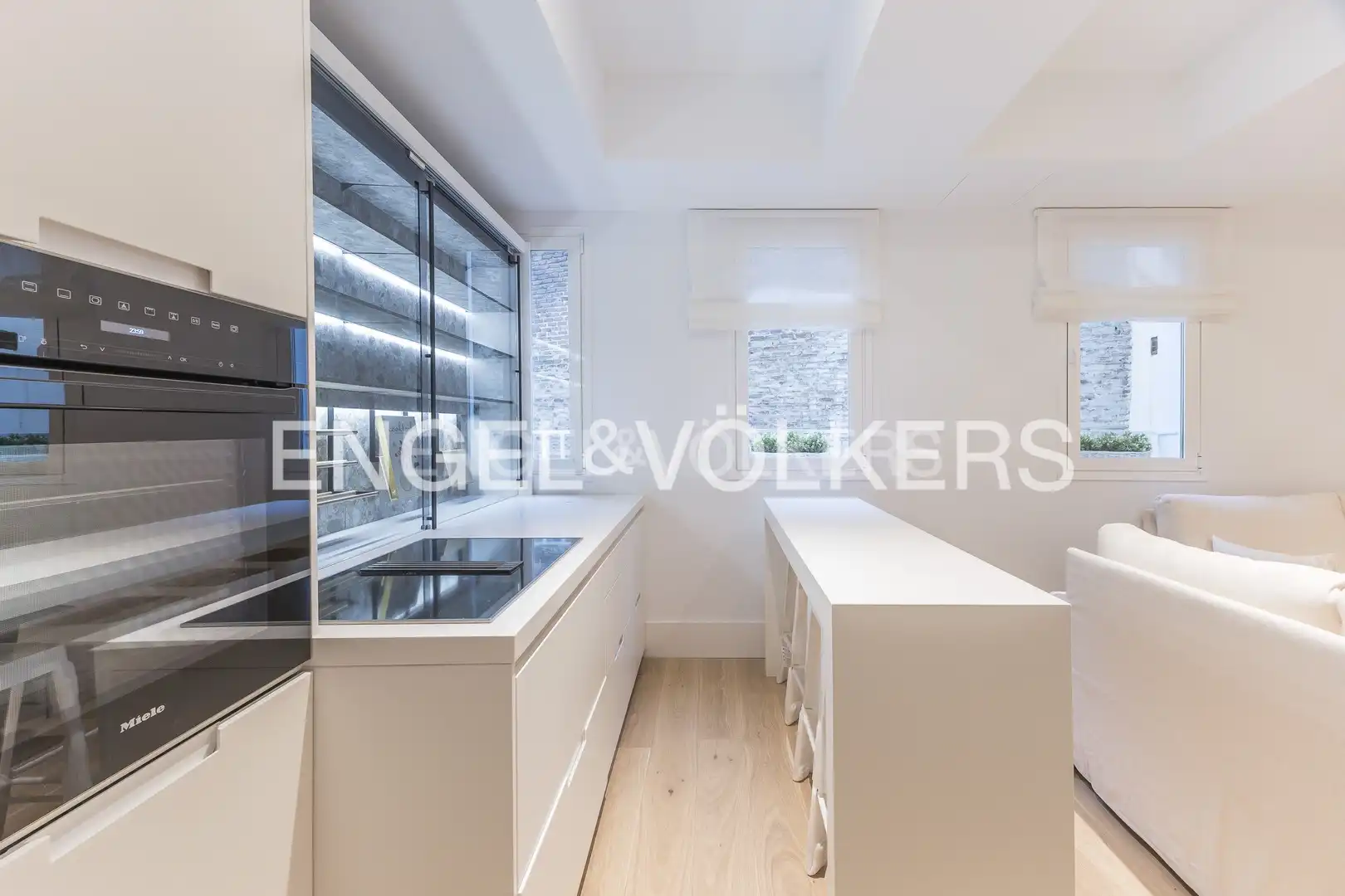 Kitchen of Flat for sale in Madrid  with Air Conditioner, Heating and Furnished