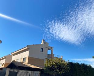 Exterior view of House or chalet for sale in El Campello  with Air Conditioner, Heating and Terrace