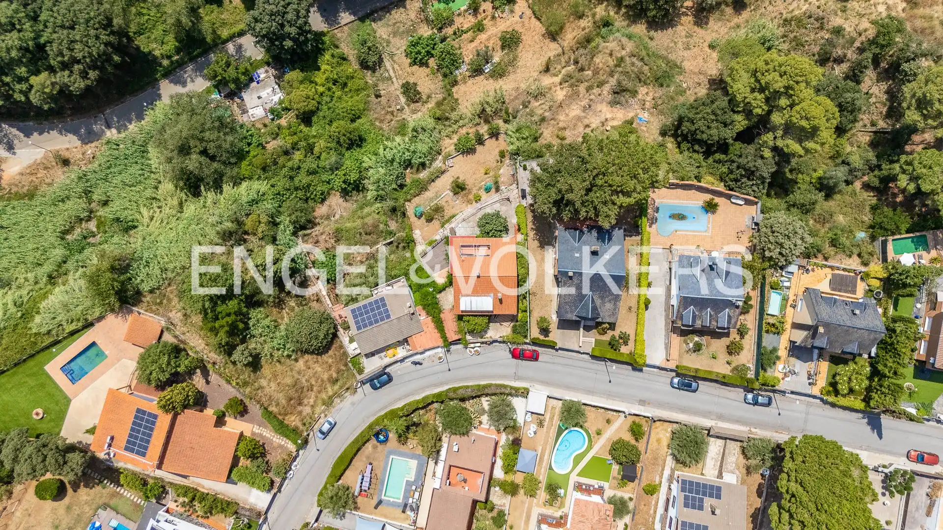 Vista exterior de Casa o xalet en venda en Castellar del Vallès amb Aire condicionat, Calefacció i Terrassa