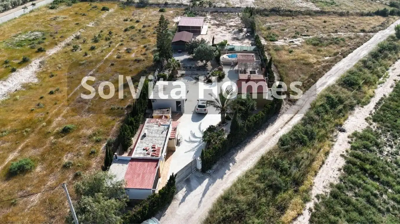 Casa o xalet en venda en Elche / Elx amb Aire condicionat, Jardí privat i Terrassa