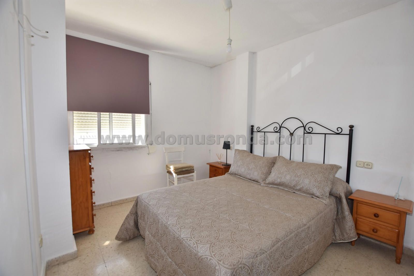Bedroom of Flat for sale in Ronda  with Air Conditioner, Terrace and Furnished