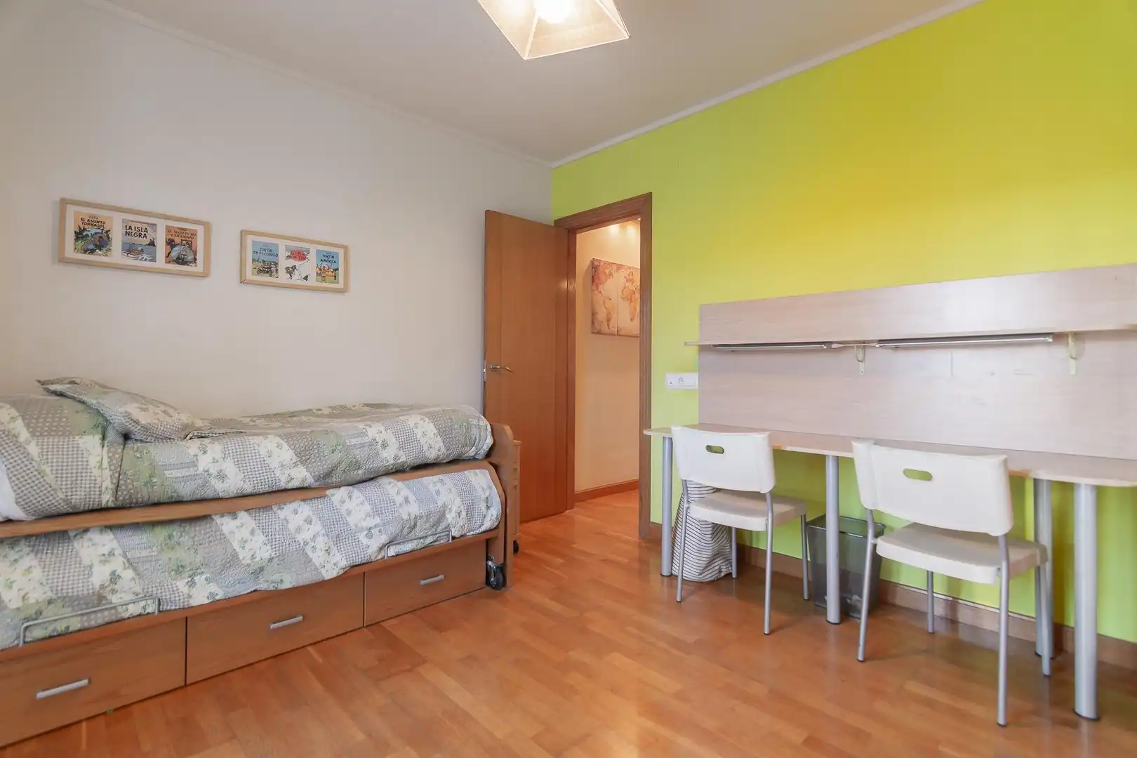 Habitación de Casa adosada en venta en Cizur con Calefacción, Jardín privado y Terraza