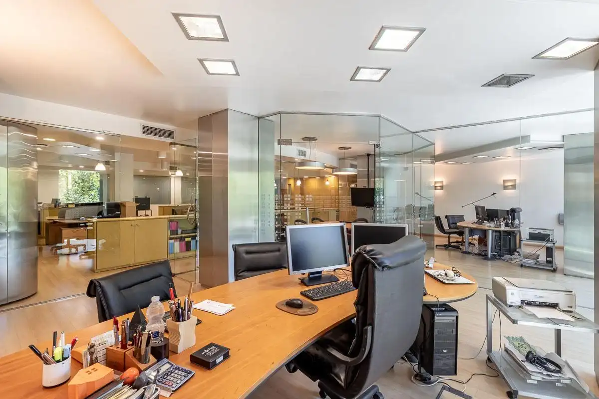 Business premises for sale in Plaza de Carretas 5, imagen 3