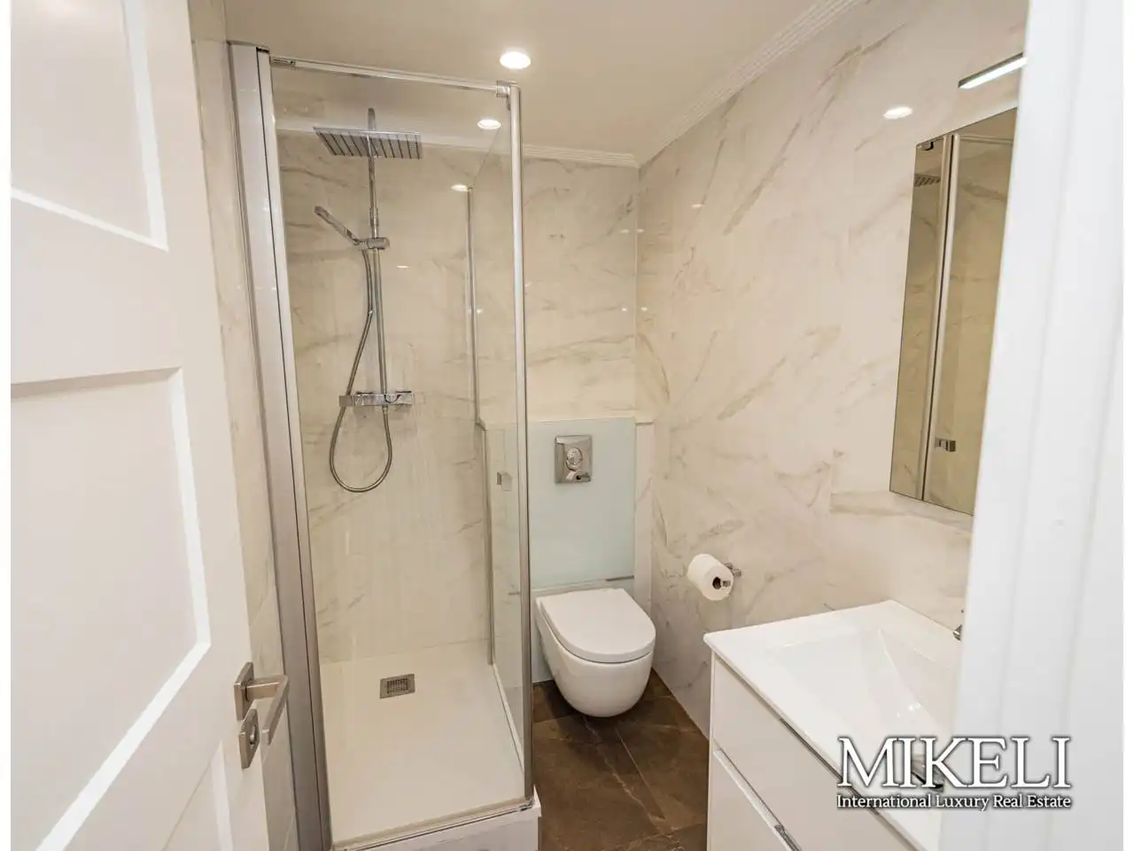 Badezimmer von Wohnung zur Miete in Santander mit Heizung und Möbliert