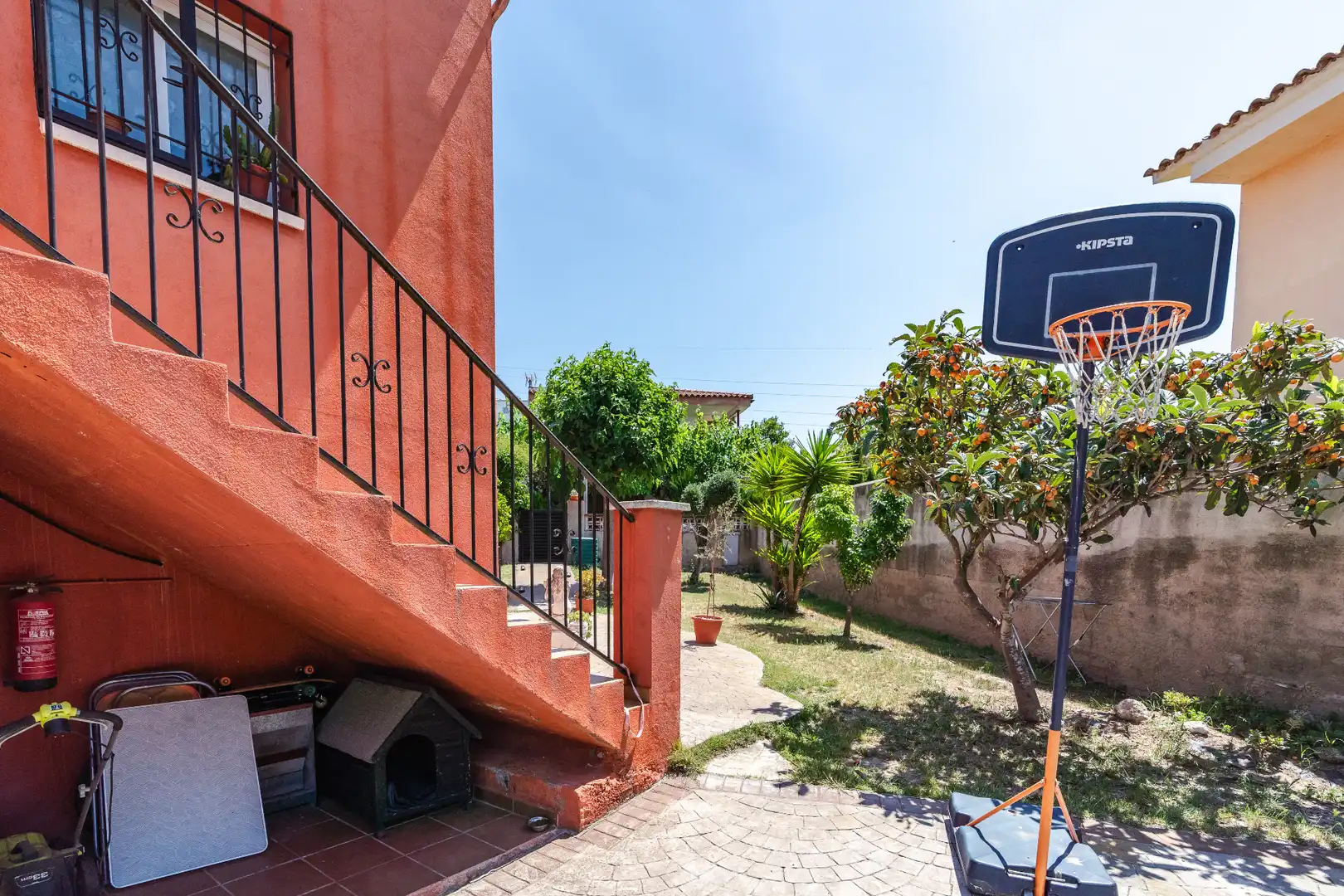 Garden of Houses for sale in La Secuita  with Air Conditioner, Heating and Private garden