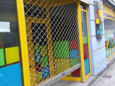 Local commercial à vendre à Porta Nova