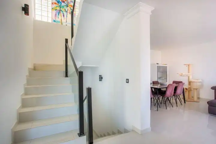 Houses for sale in Adeje  with Air Conditioner, Private garden and Terrace