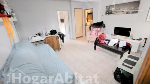 Foto 3 de Piso en venta en  País Valencià, Avenida de la Paz, Xirivella