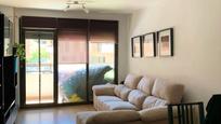 Sala d'estar de Pis en venda en Valdemoro amb Aire condicionat i Terrassa