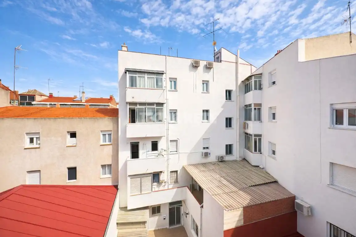 Exterior view of Flat for sale in Madrid  with Air Conditioner, Heating and Terrace