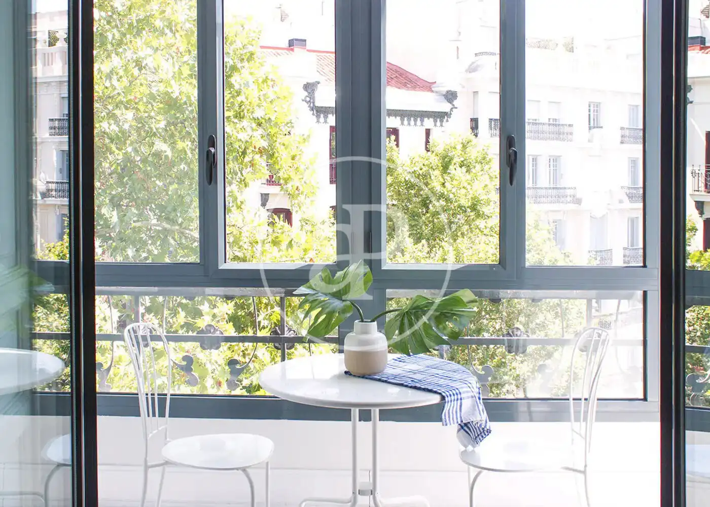 Terrasse von Wohnung zur Miete in Madrid mit Klimaanlage, Heizung und Möbliert