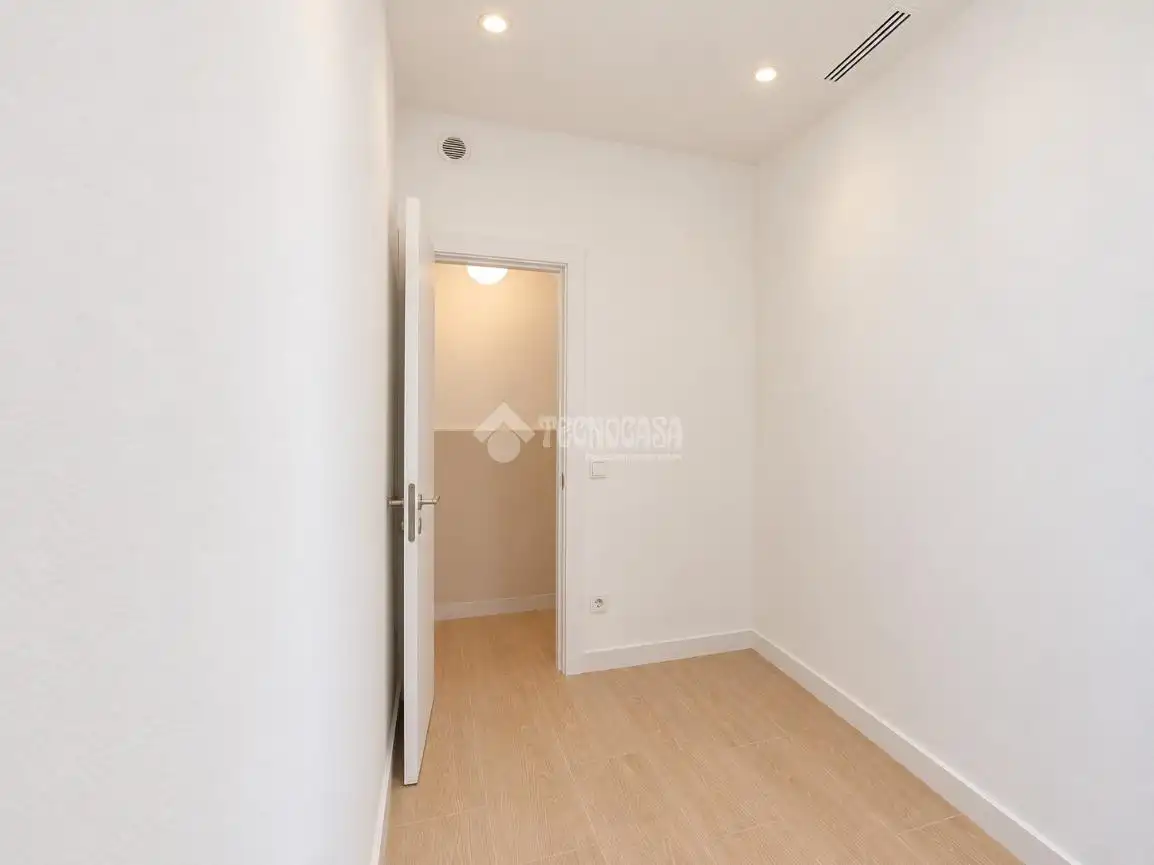 Casa adosada en venta en Alcalá de Henares con Aire acondicionado y Trastero