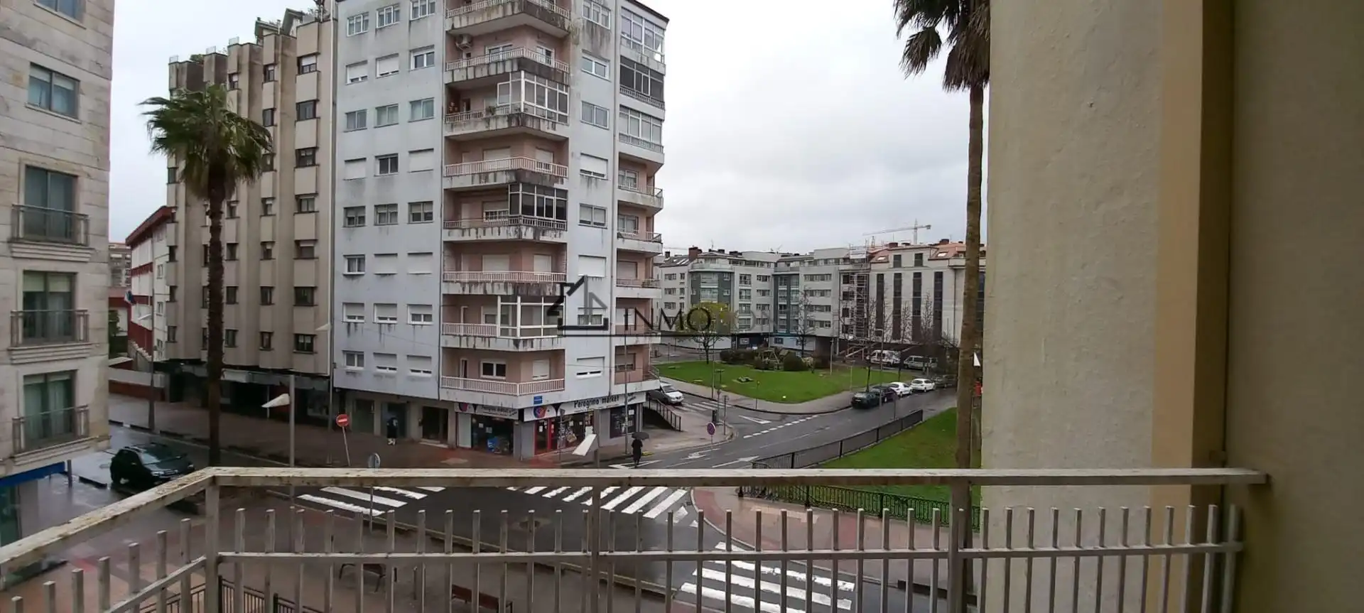 Vista exterior de Pis en venda en Pontevedra Capital  amb Calefacció, Forn i Rentadora