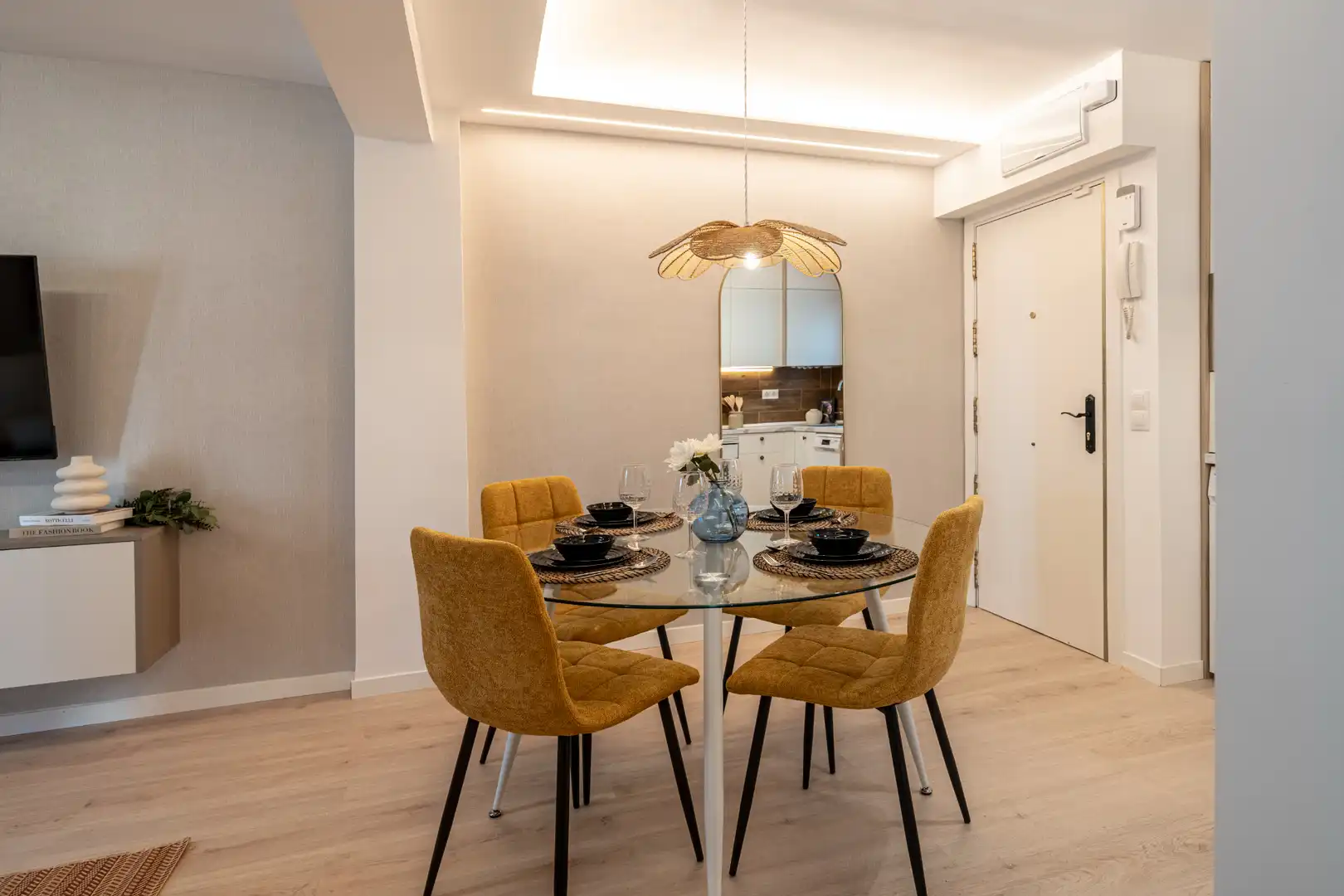 Flat with terrace for sale in Calle de Puentedeume, imagen 16