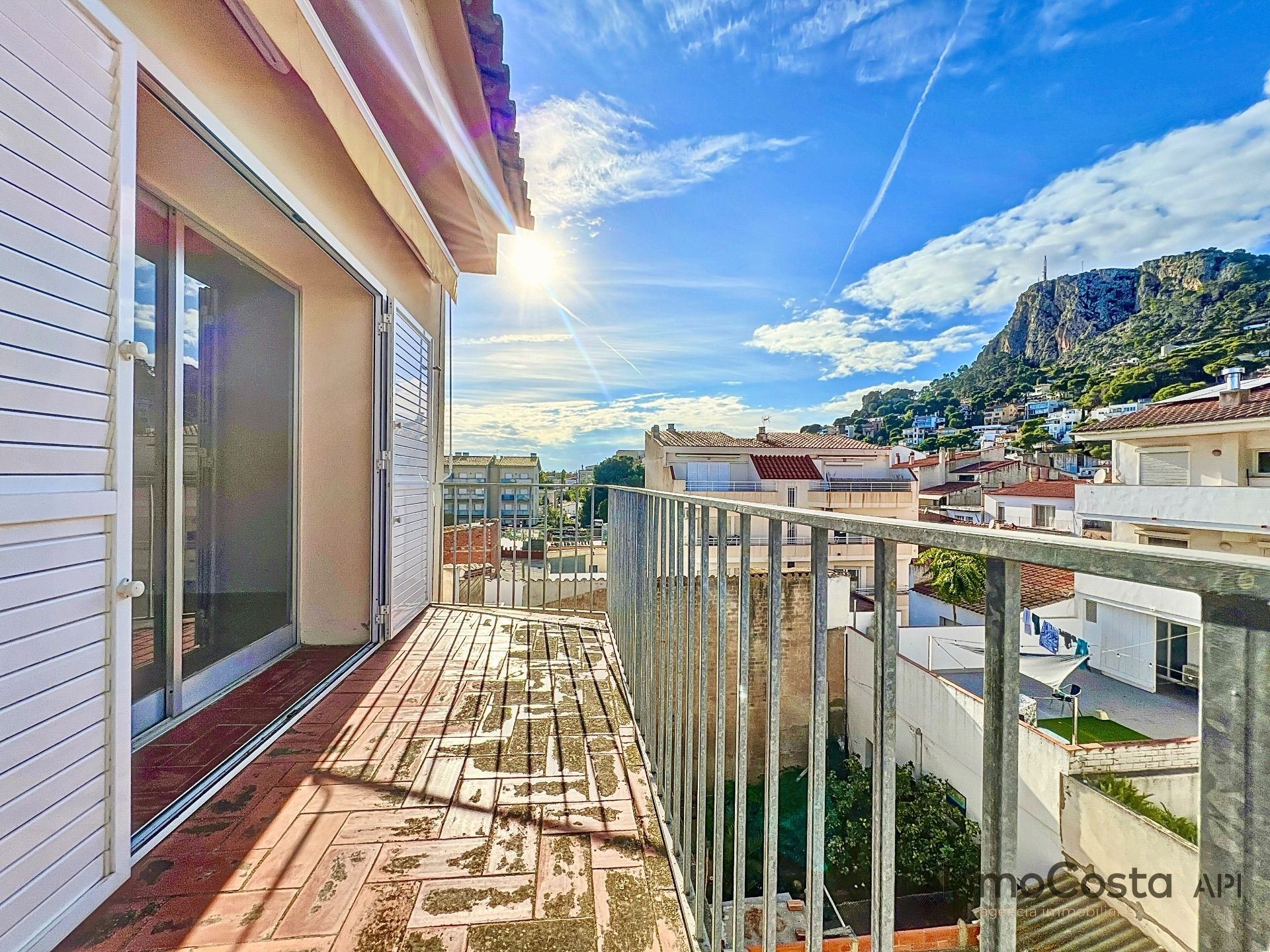Vista exterior de Apartament en venda en L'Estartit