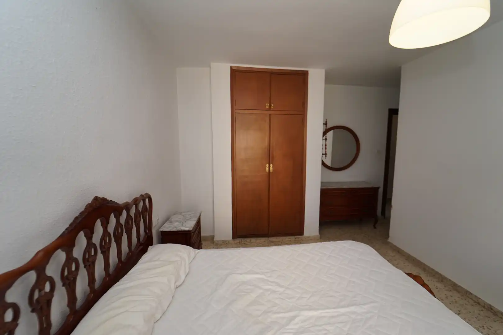 Schlafzimmer von Wohnung zur Miete in Granada mit Heizung, Möbliert und Ofen