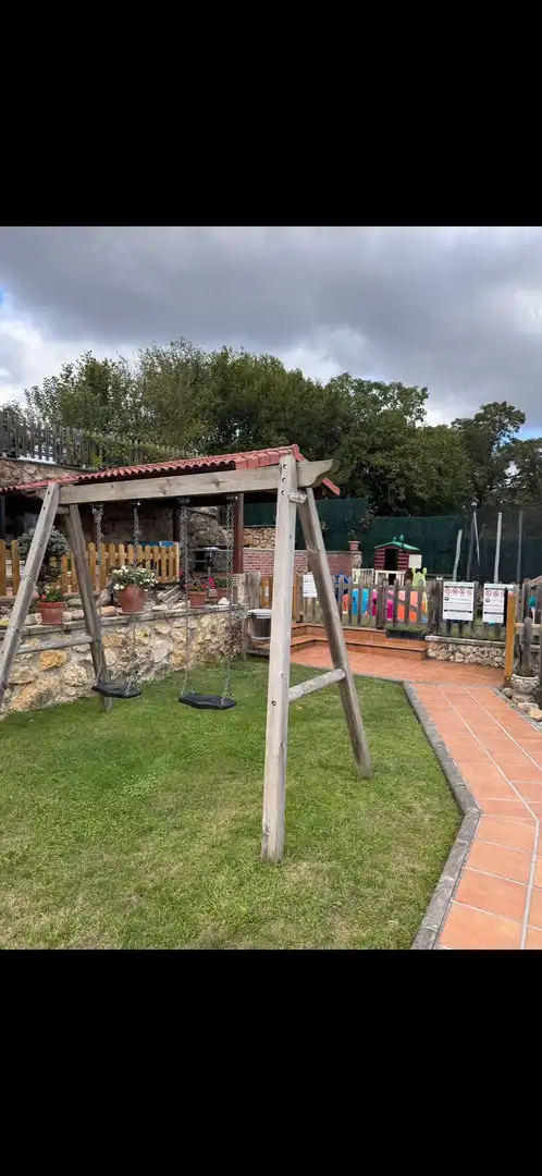 Terrassa de Edifici en venda en Parres