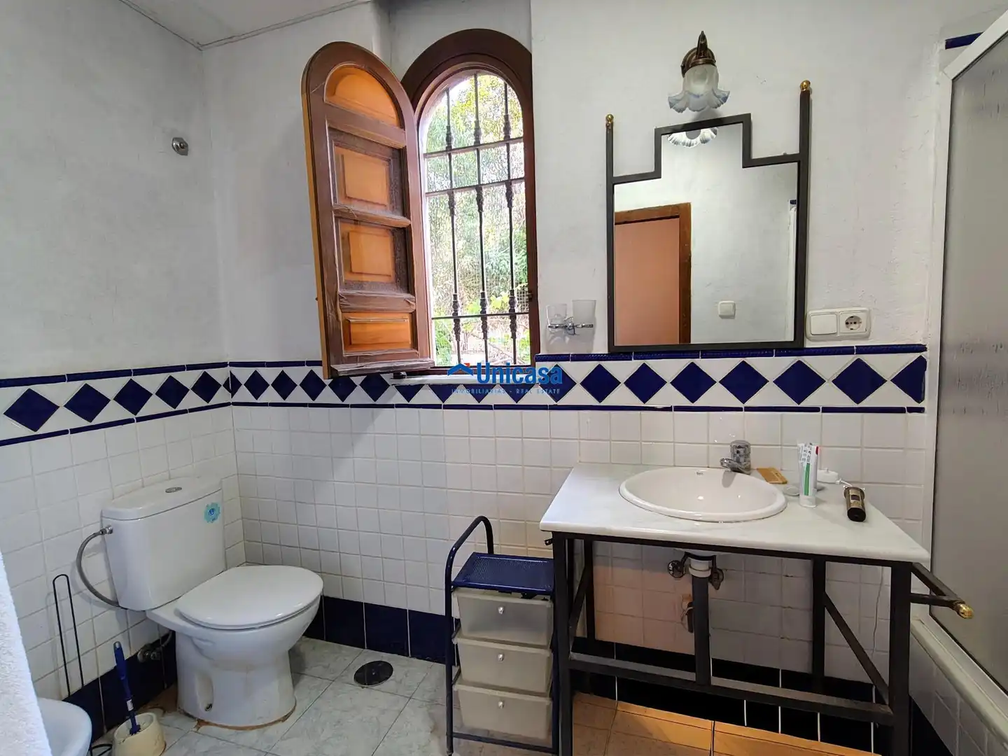 Bathroom of Houses for sale in Málaga  with Private garden, Terrace and Storage room
