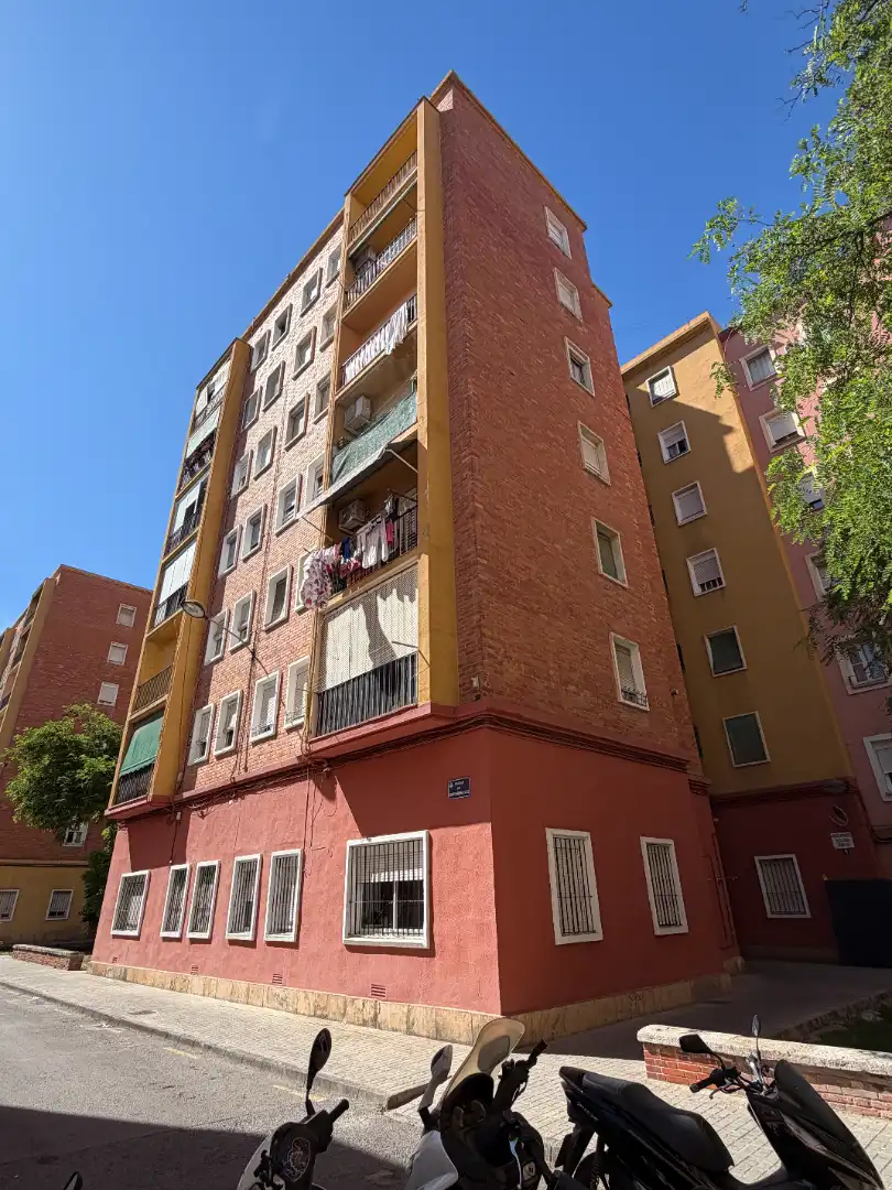 Exterior view of Flat for sale in Valencia  with Balcony