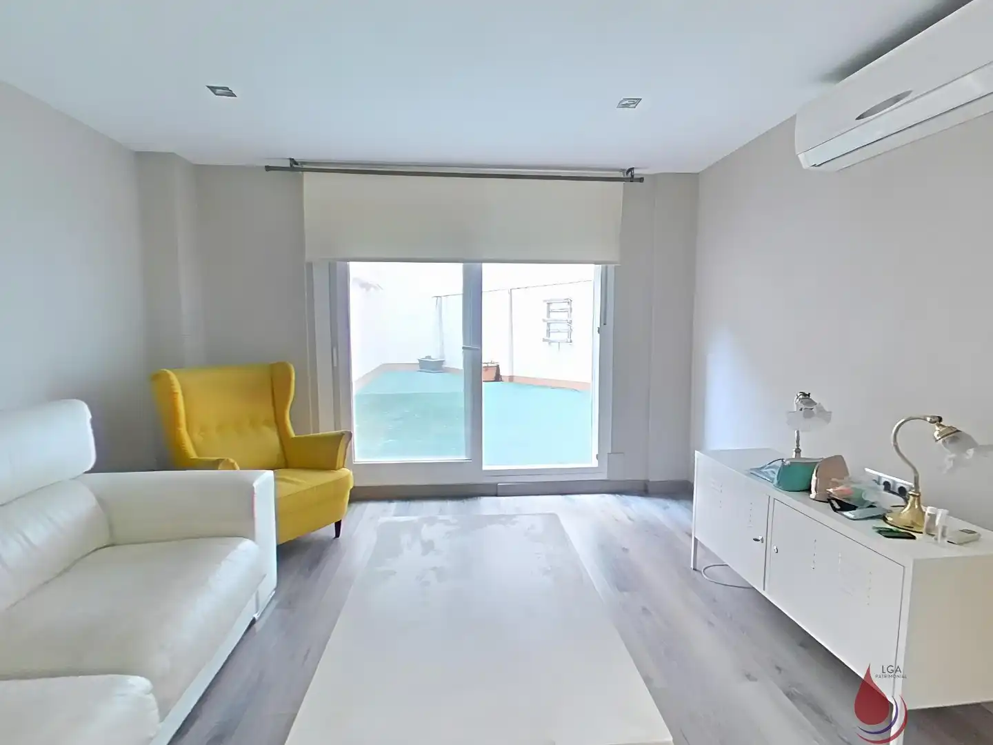 Living room of Flat for sale in Eixample
