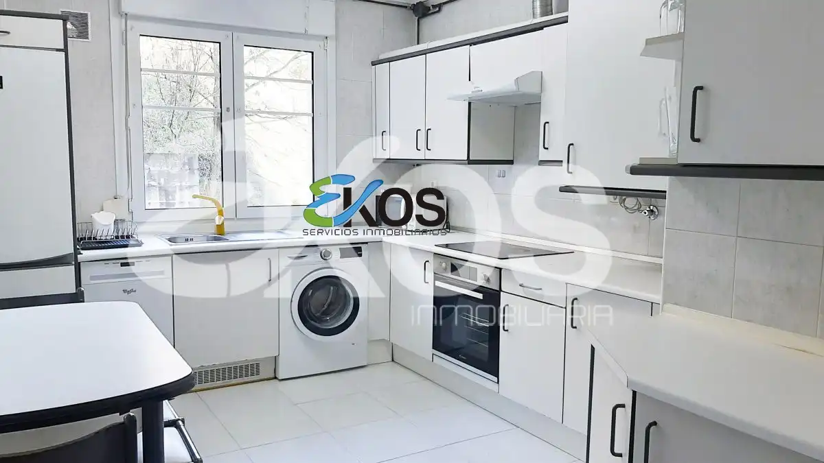 Kitchen of Duplexes for rent in Arrasate / Mondragón  with Heating, Storage room and Furnished