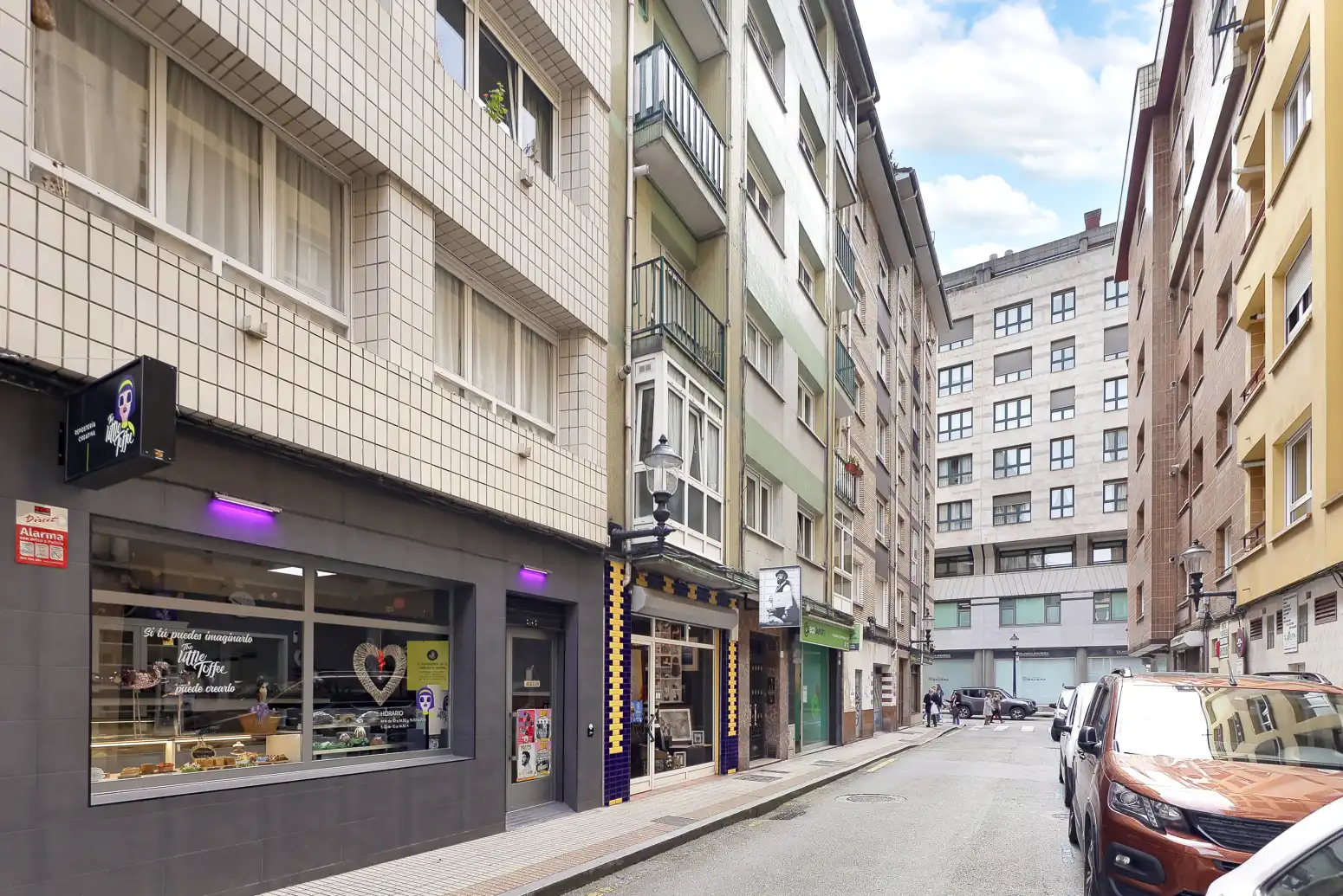 Vista exterior de Piso en venta en Gijón  con Calefacción, Terraza y Amueblado
