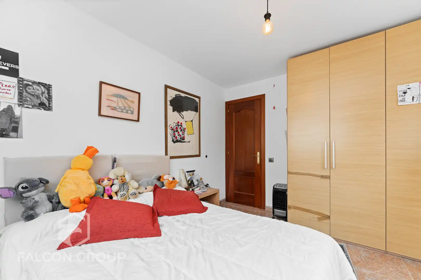 Dormitori de Casa o xalet en venda en Vilanova i la Geltrú amb Terrassa, Moblat i Balcó