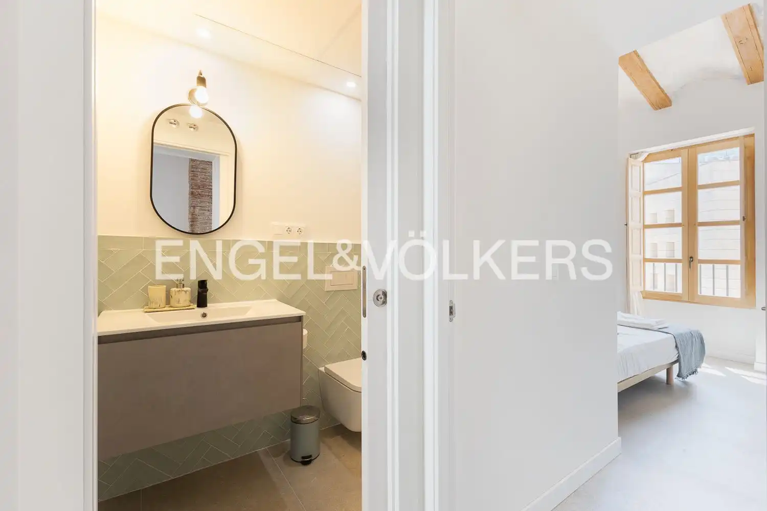 Badezimmer von Wohnung zur Miete in Valencia mit Klimaanlage, Heizung und Möbliert