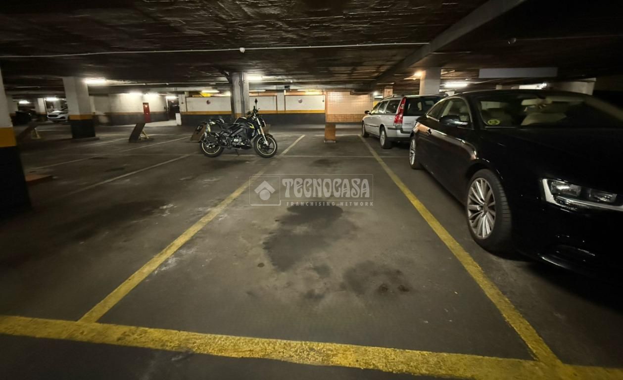 Aparcament de Garatge en venda en  Madrid Capital