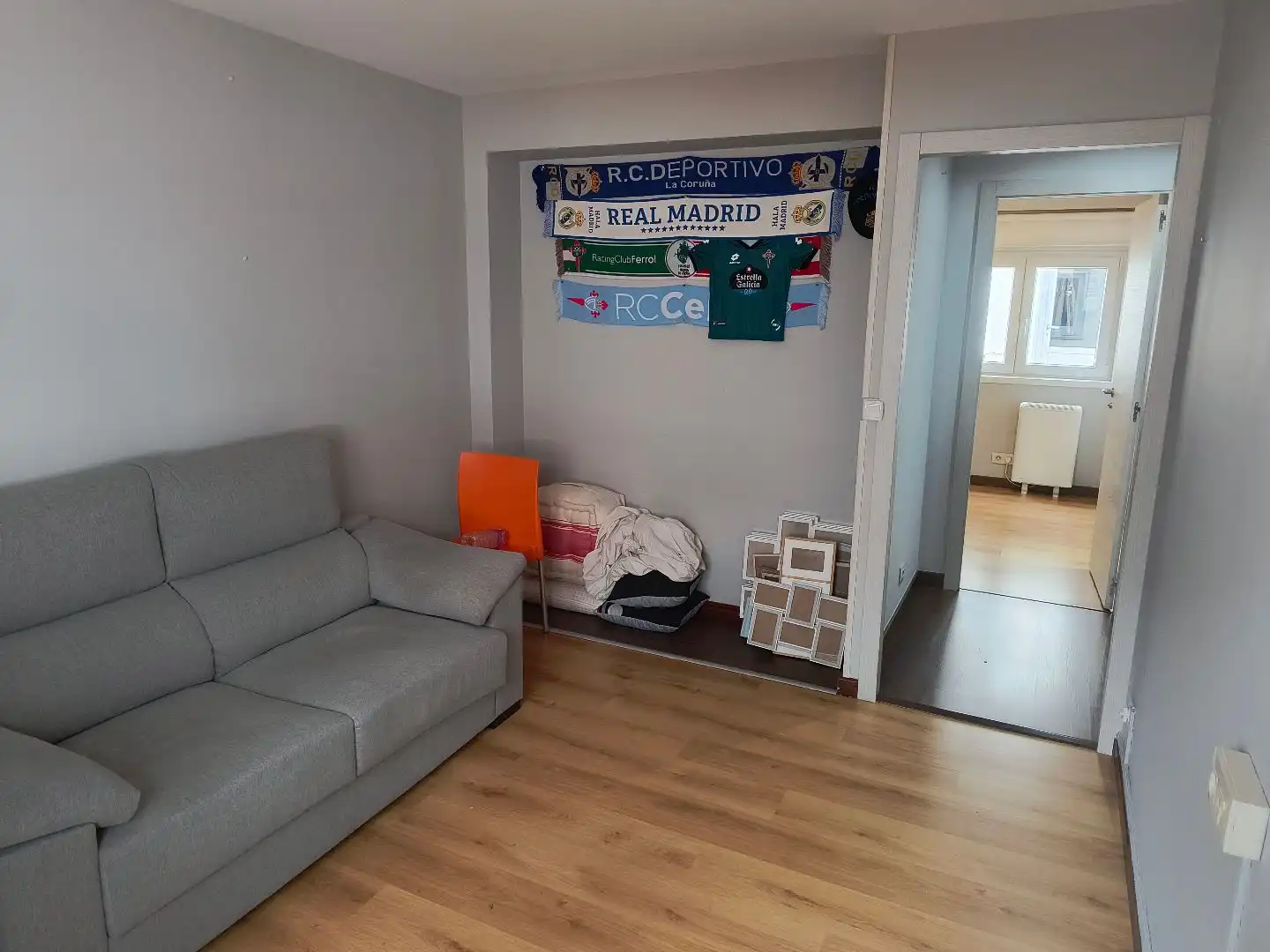 Sala d'estar de Pis en venda en Arteixo amb Calefacció, Parquet i Terrassa