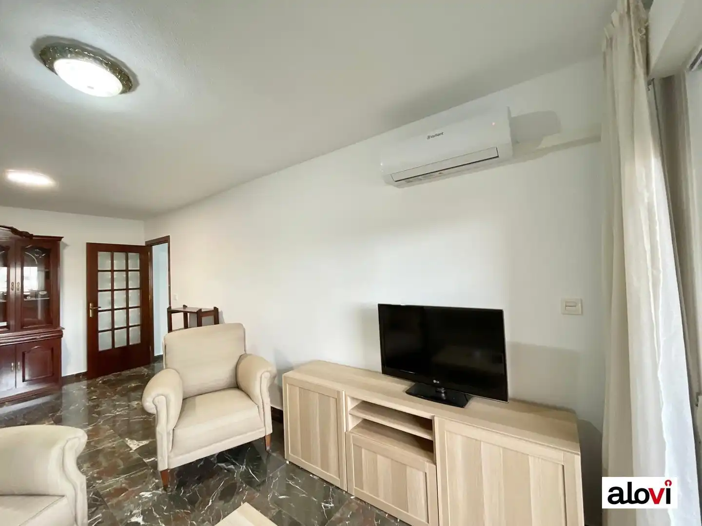 Living room of Flat for rent in Granada  with Furnished and Balcony