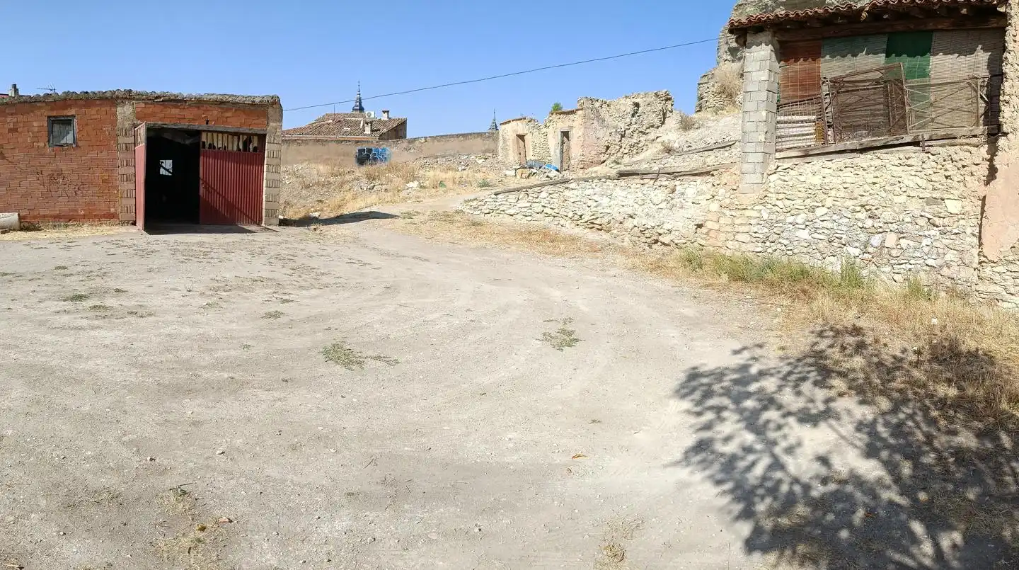 Terrenys i solars en venda a Ronda Campieles