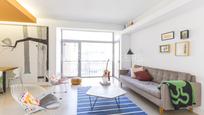 Sala d'estar de Apartament en venda en  Madrid Capital amb Aire condicionat i Calefacció