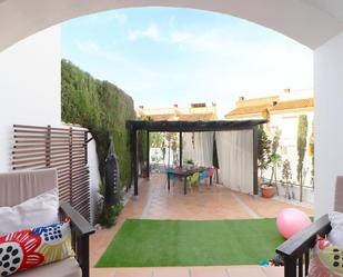 Terrassa de Casa adosada en venda en Rincón de la Victoria amb Aire condicionat, Calefacció i Jardí privat