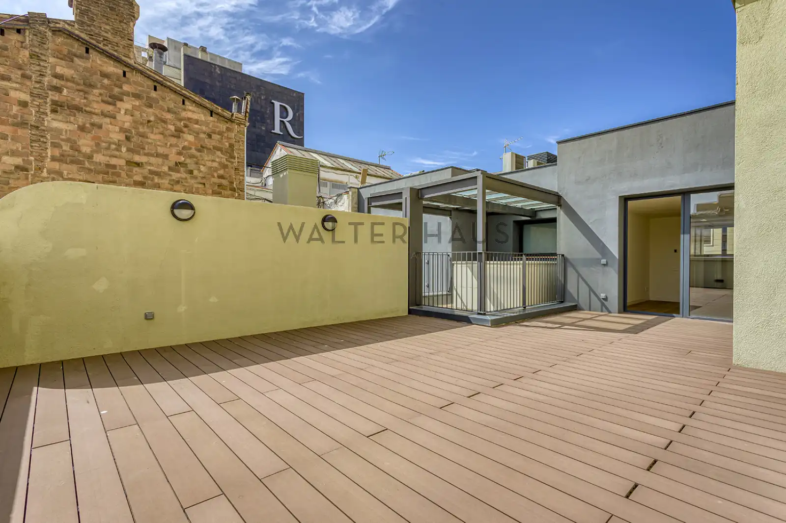 Penthouse with terrace for sale in Carrer de Pau Claris, imagen 28
