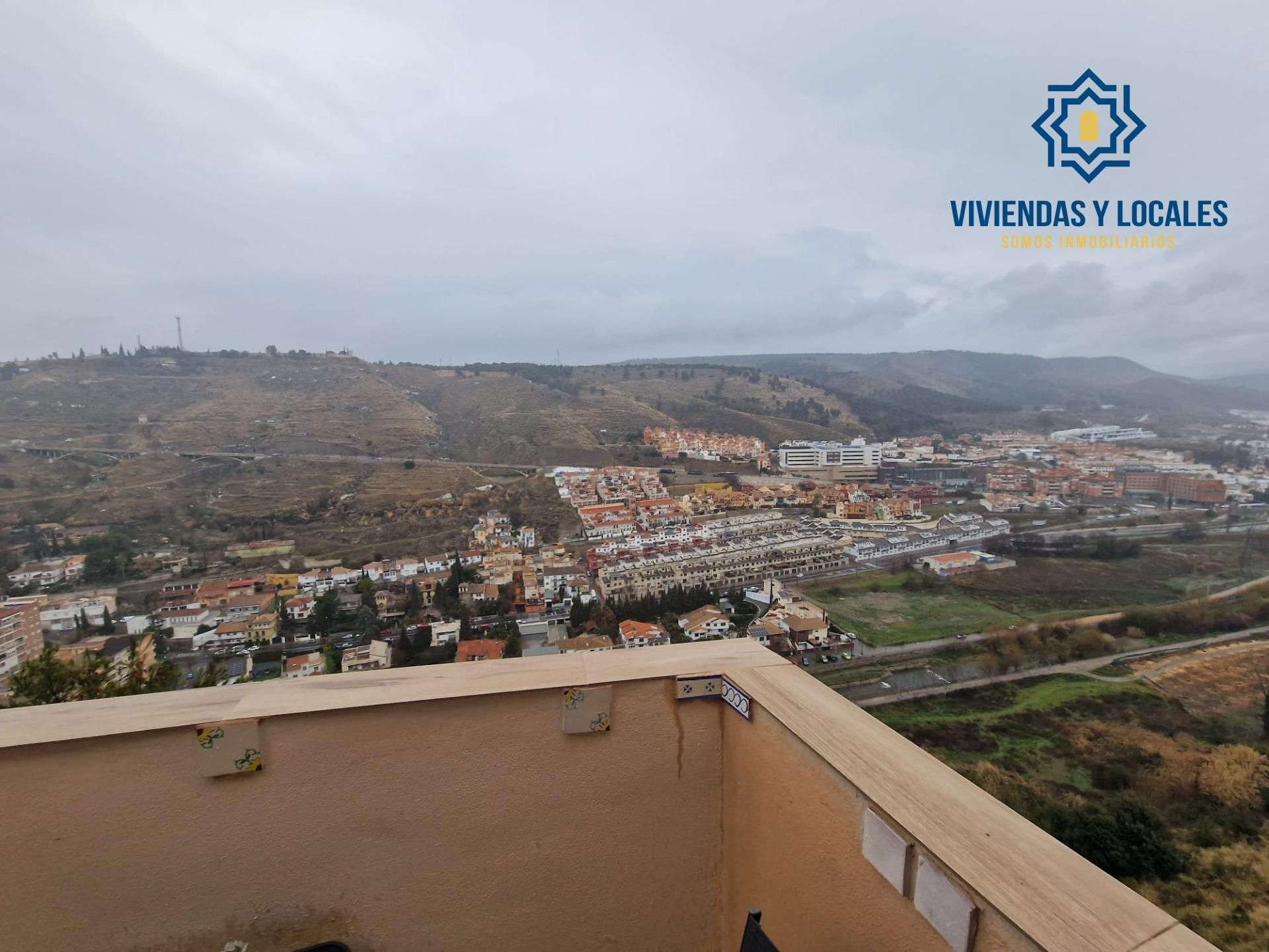 Exterior view of Study to rent in  Granada Capital  with Air Conditioner, Heating and Terrace