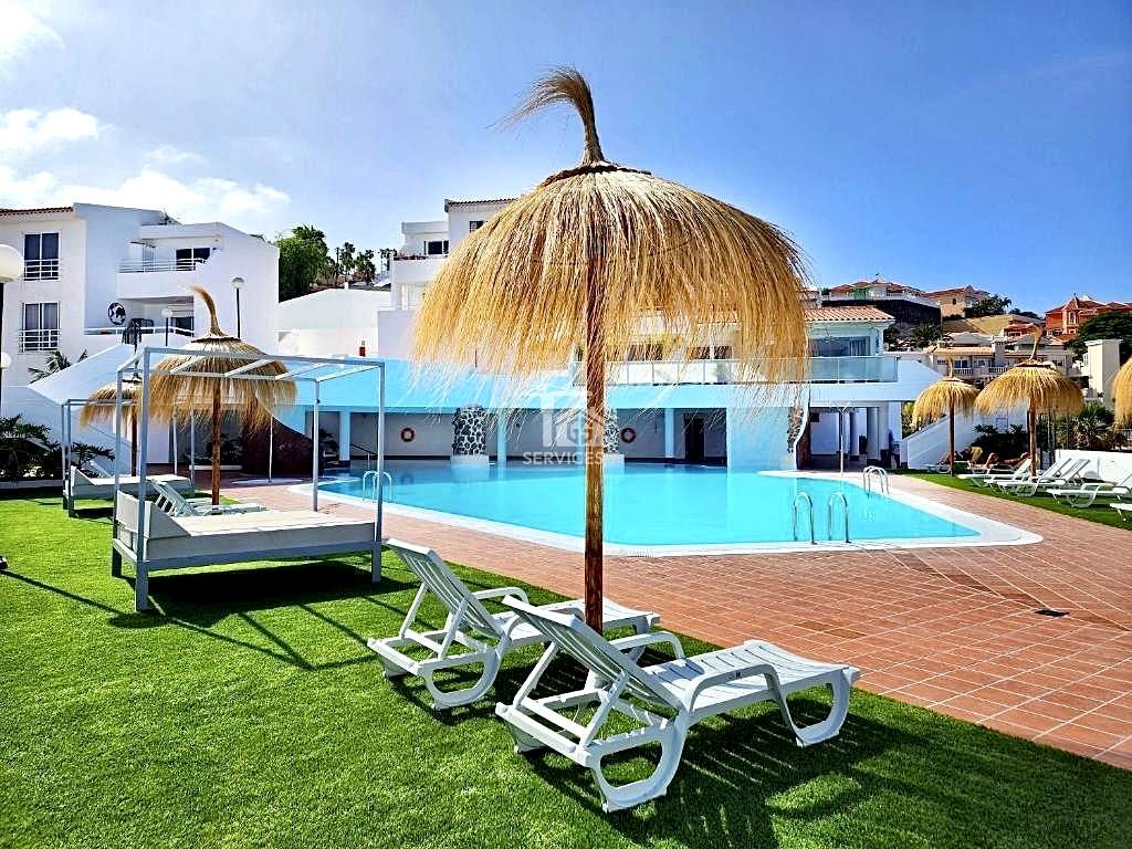 Exterior view of Flat for sale in Adeje  with Air Conditioner, Terrace and Furnished