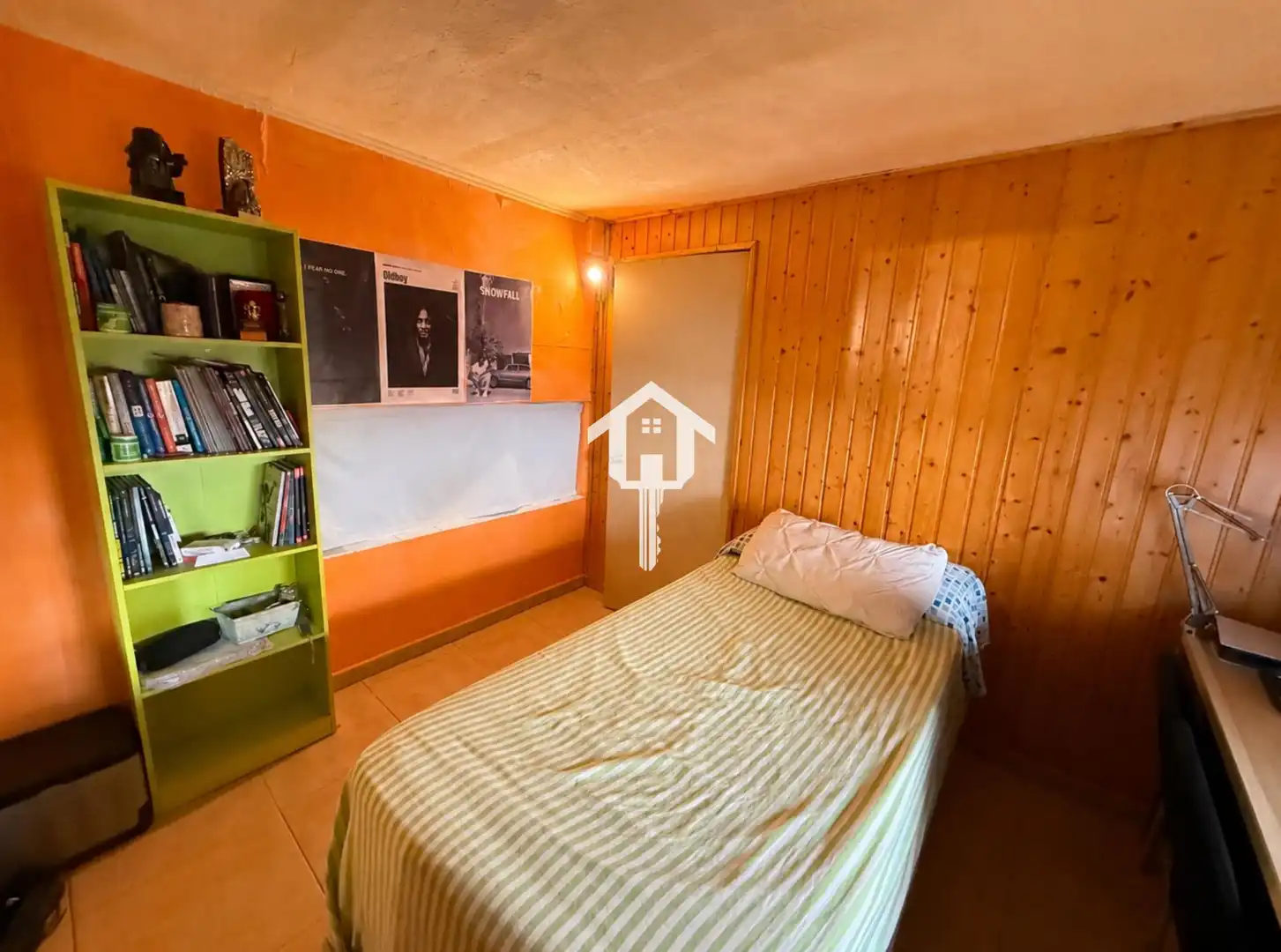 Habitación de Casa adosada en venta en Alicante / Alacant