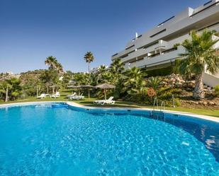 Swimming pool of Apartment for sale in Benahavís  with Air Conditioner, Terrace and Swimming Pool