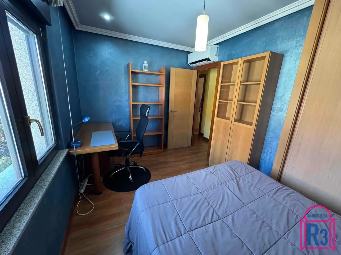 Dormitori de Casa o xalet en venda en León Capital  amb Calefacció, Terrassa i Traster