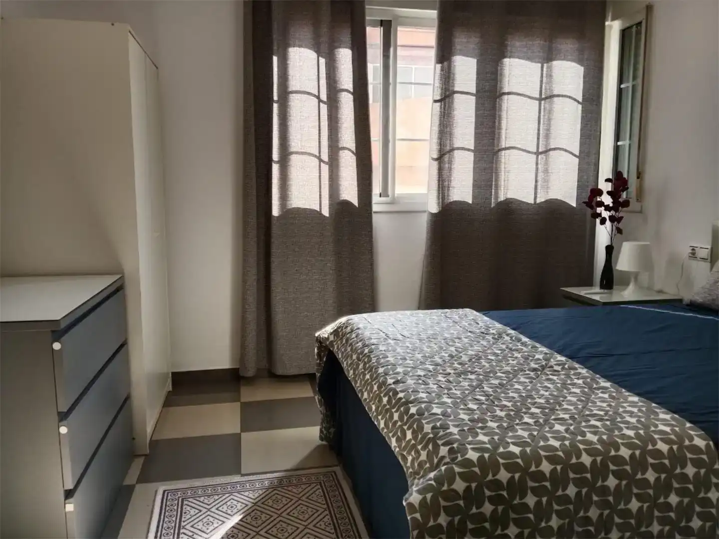 Dormitori de Apartament en venda en Roquetas de Mar amb Aire condicionat
